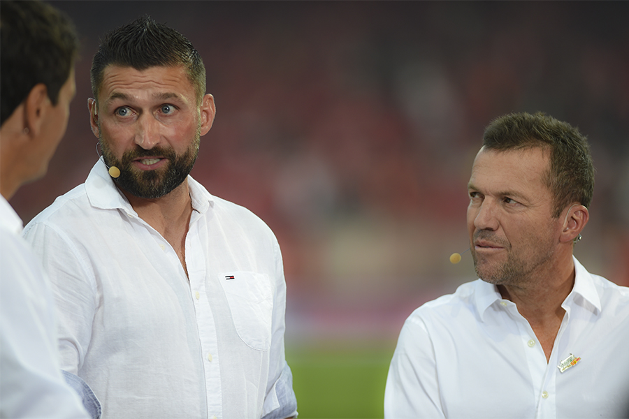 Torsten Mattuschka mit Sky-Reporter Sebastian Hellmann (links) und Lothar Matthäus beim Union-Heimspiel gegen Borussia Dortmund, Foto: Stefanie Fiebrig